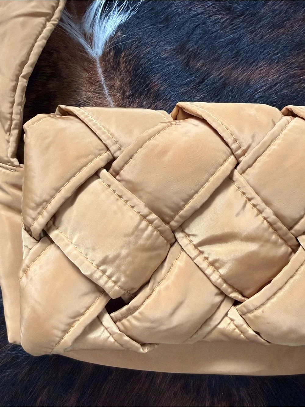 Quilted Woven Shoulder Bag in Camel